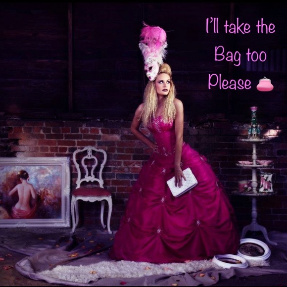 LIKE FOR SHOW NOTIFICATIONS ♥️👑‎ - Picture 3 of 8